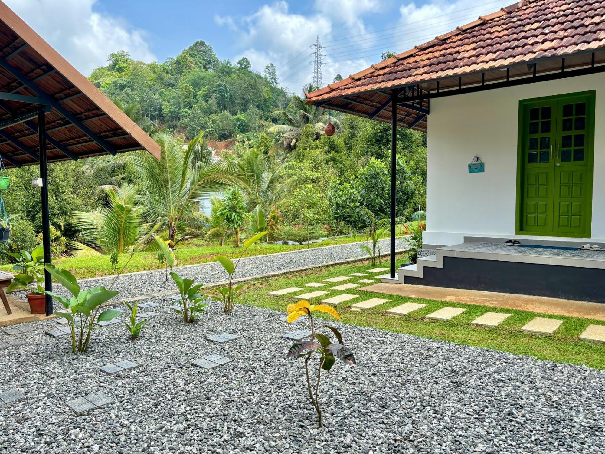 Calm Shack - 2 Bedroom-Boutique Farm Stay Муннар Экстерьер фото