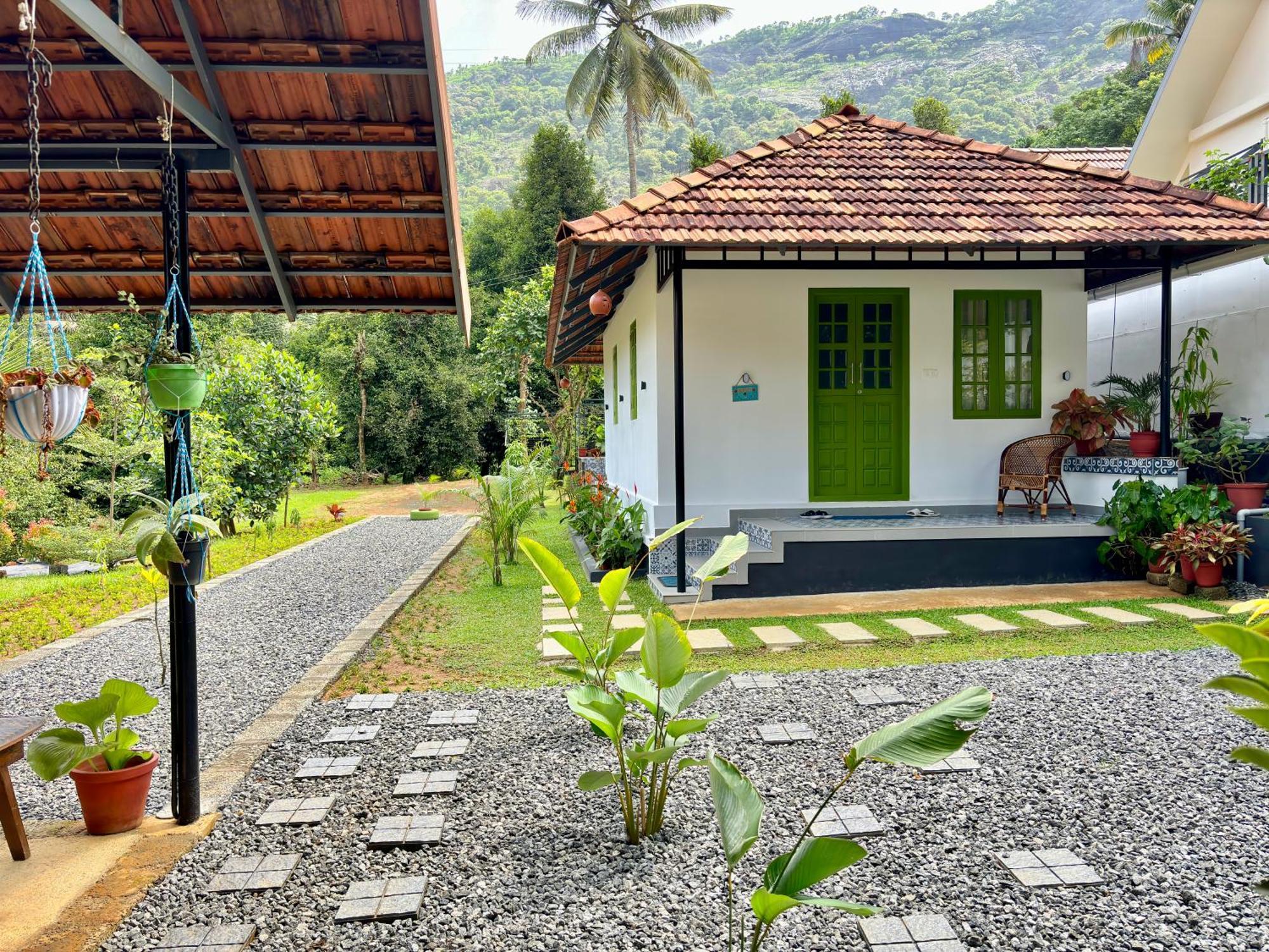 Calm Shack - 2 Bedroom-Boutique Farm Stay Муннар Экстерьер фото